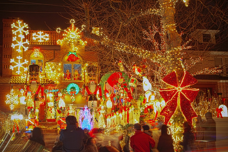 Best Places To See Christmas Lights In LA - Secret Los Angeles