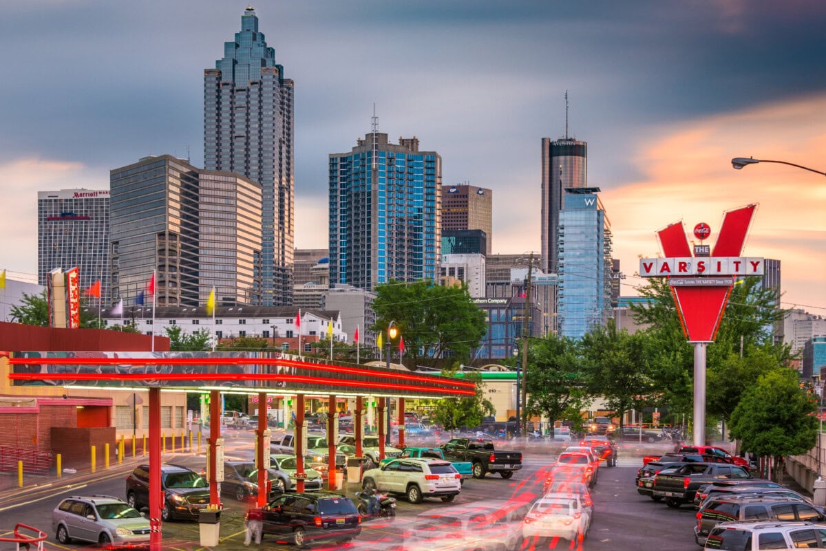 skyline and markets in atlanta georgia